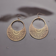 Waterproof filigree gold earrings